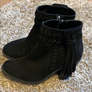 Jessica Simpson Chassie suede ankle boot